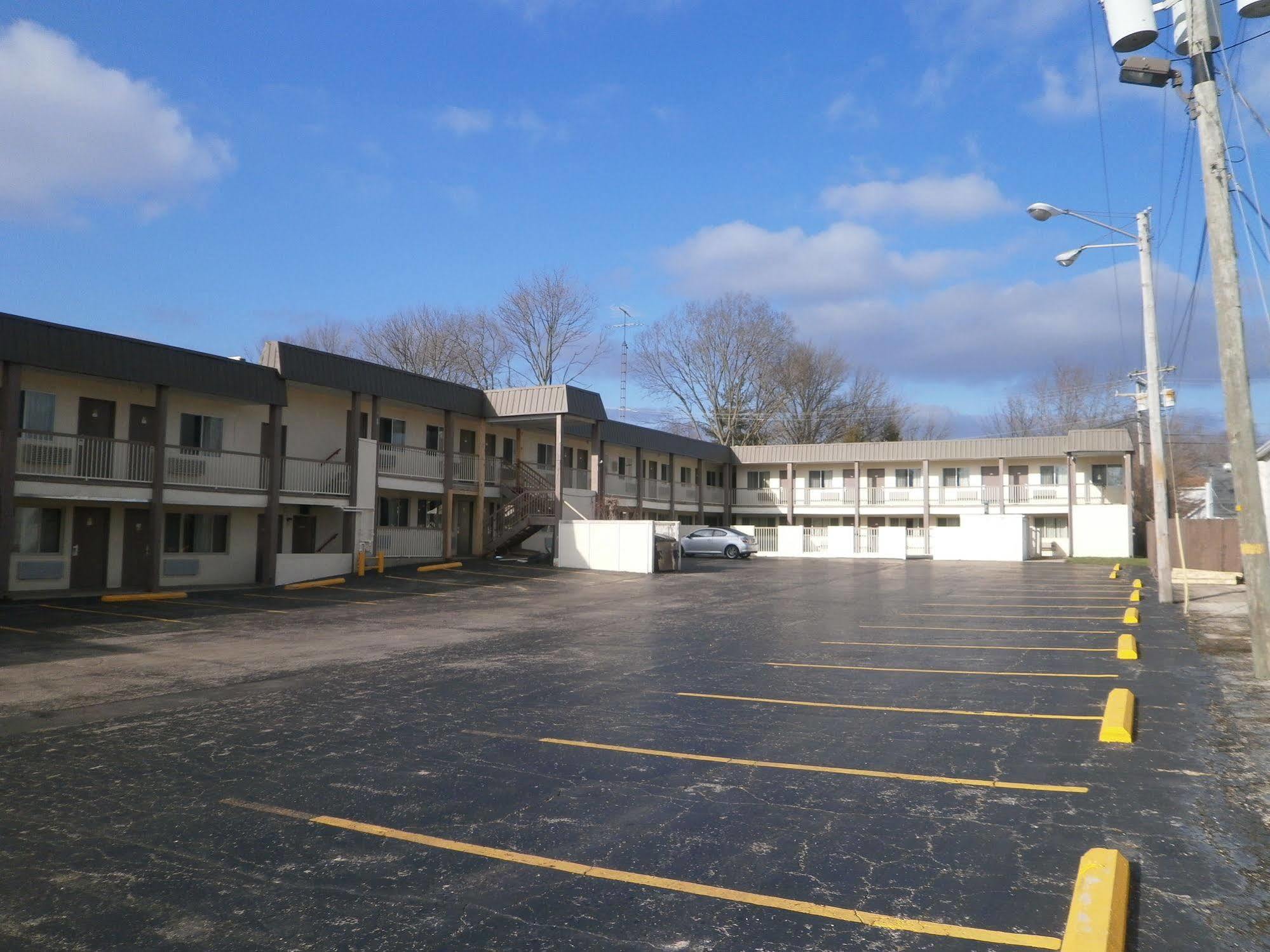 Richmond Inn And Suites Exterior foto